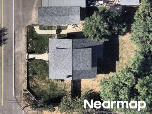 NE 105th Ave