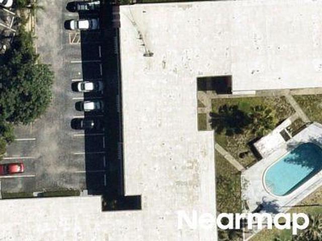 NE 127th St Apt 206