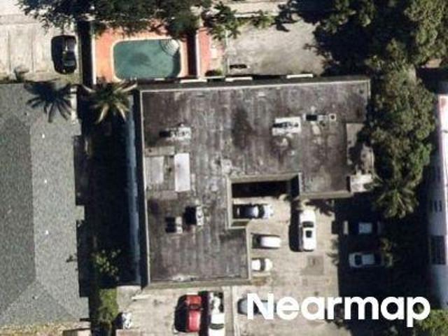 NE 128th St Apt