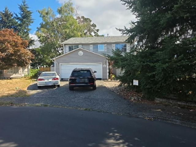 NE 135th Ct