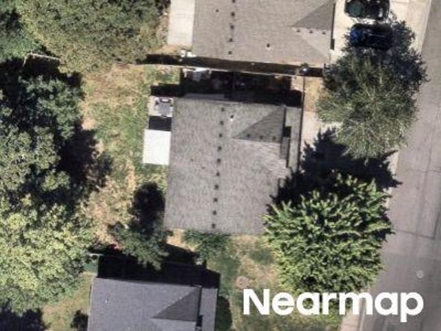 NE 17th Ave