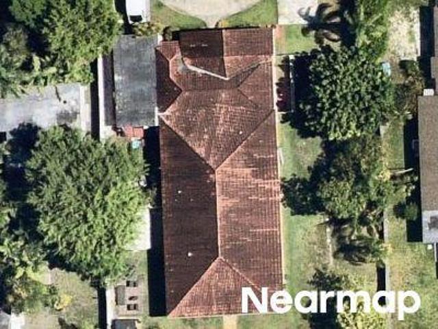 NE 146th St