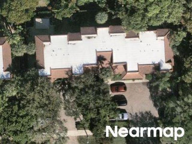 NE 16th Pl Apt 403