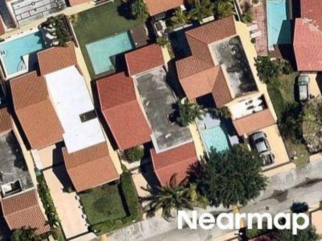 NE 202nd Ln
