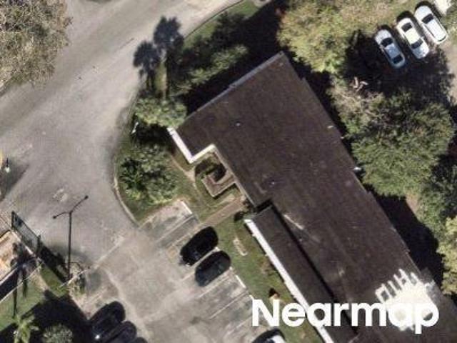 NE 207th Ter Apt 1037