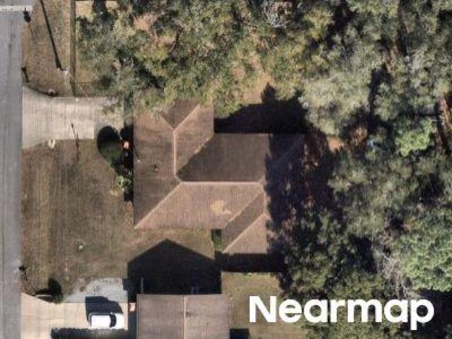 NE 35th St