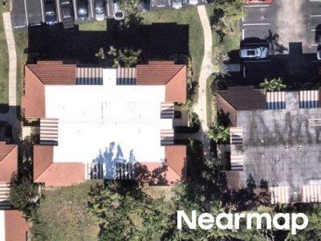 NE 3rd Ct Apt 12