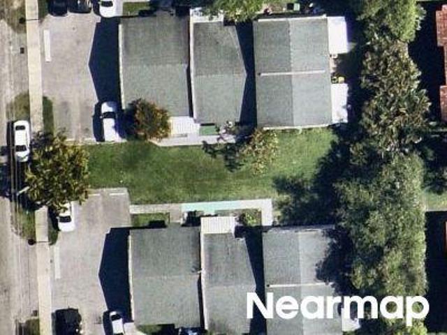 NE 3rd Ct # D4