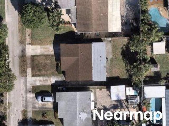 NE 3rd Ave