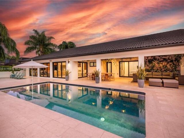 Ne Th St, North Miami Beach, Home For Sale