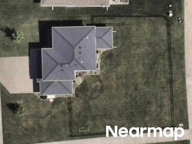 NE Vicksburg Dr