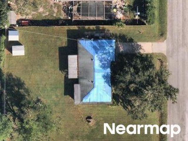 NE Floridian Cir