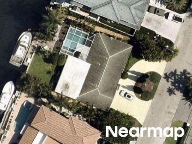 NE Harbour Dr
