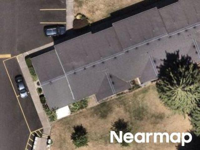 NE Hogan Dr
