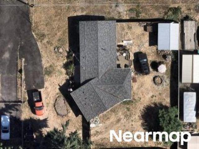 NE Kennedy Ln