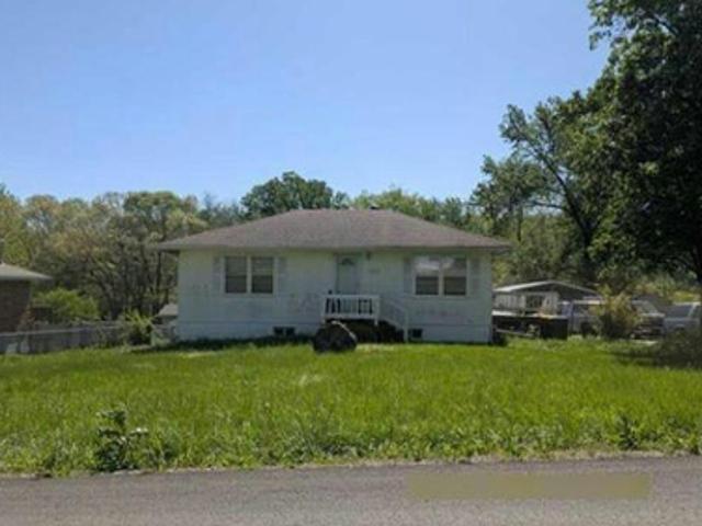 NE Meadowbrook Rd