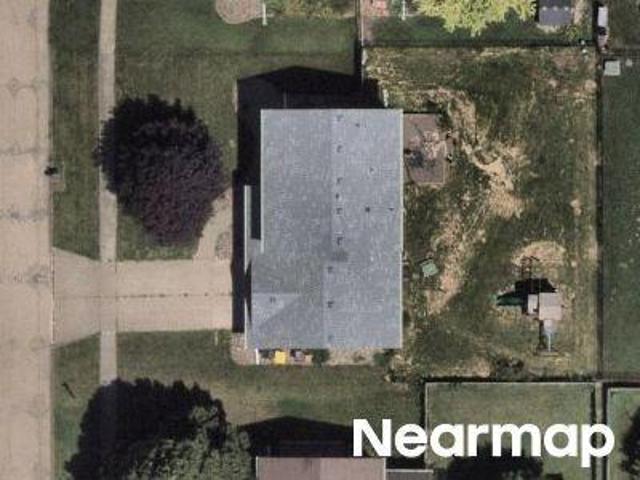 NE Meadowlark Ln