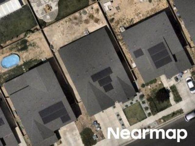 NE Newton Dr
