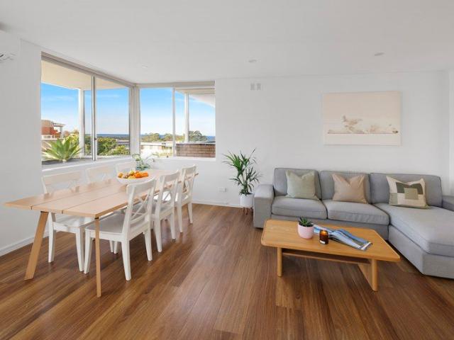 NE Oversized Sanctuary with Sweeping Coastal Views
