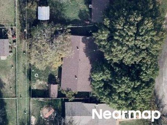NE Park Dr