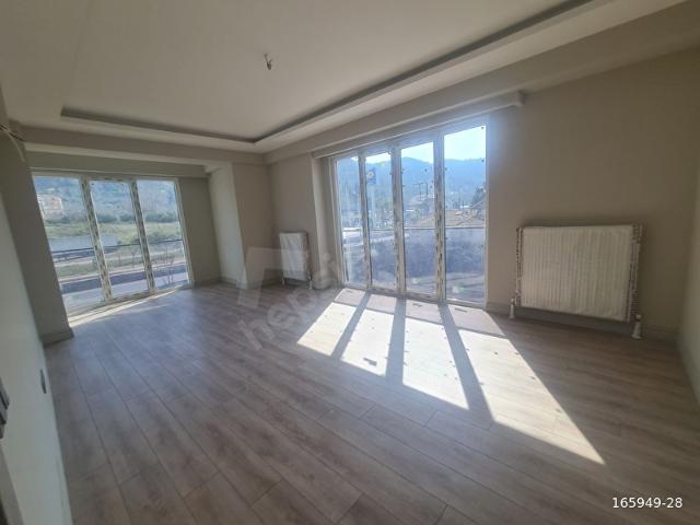 NEMA'dan Polenium Park'ta 110 m2 Doğa Manzaralı Ebv. Banyolu 2+1