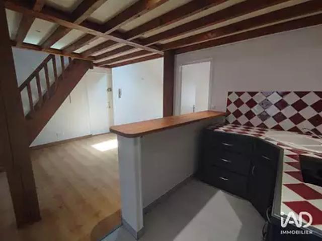 Nemours 77140 Achat / Vente appartement 2 pièces t2 au dernier étage