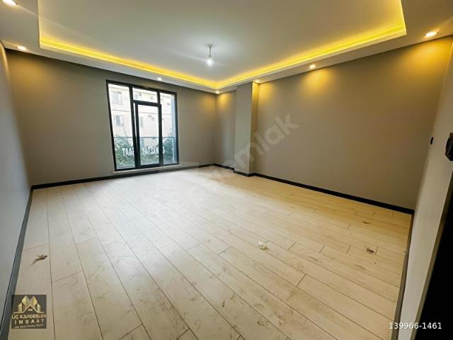 NENE HATUN MAH. 2+1 85M2 BALKONLU ARAKAT SATILIK LÜKS DAİRE