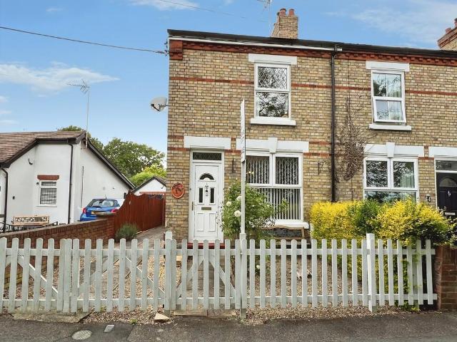 Nene Parade, March PE15 2 bed end of terrace house to rent £950 pcm £219 pw