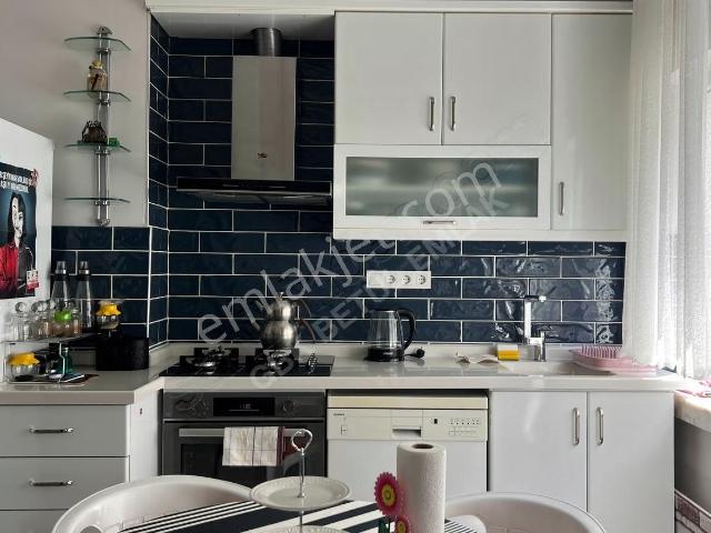Nenehatun Cad. Full Eşyalı, Komple Yenilenmiş 2+1 Kiralık