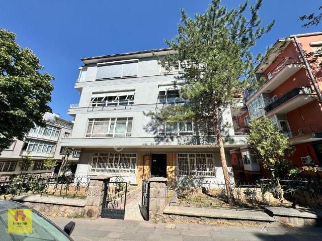 Nenehatun Cad.içi Ful Yapılı 3+1 Masrafsız Satılık Daire