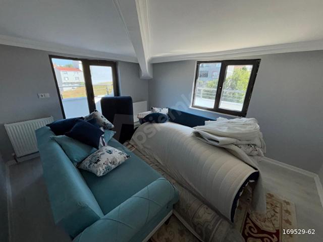 NENEHATUN MAHALLESİNDE 2+1 90 M2 KİRALIK ÇATI KATI