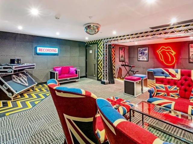 Neo Apartment
