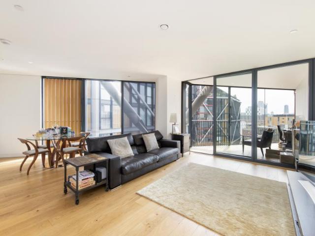 NEO Bankside, London SE1 2 bed apartment to rent £4,498 pcm £1,038 pw