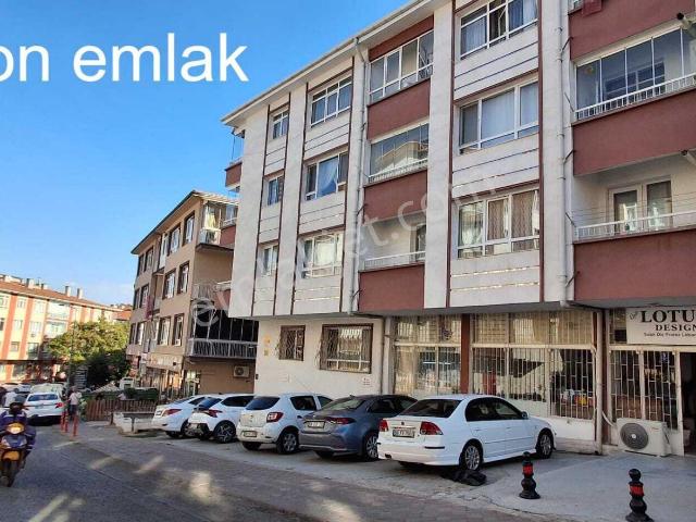 Neon Dan A.eğlencede 1 Kat Ön Cephe Yalıtımlı Binada Satılık
