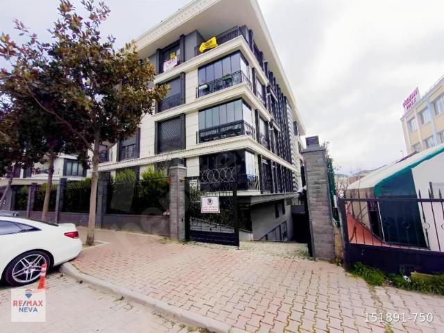 NEOPARK'TA SATILIK ÖZEL KIŞ BAHÇELİ TERS DUBLEKS AKILLI EV