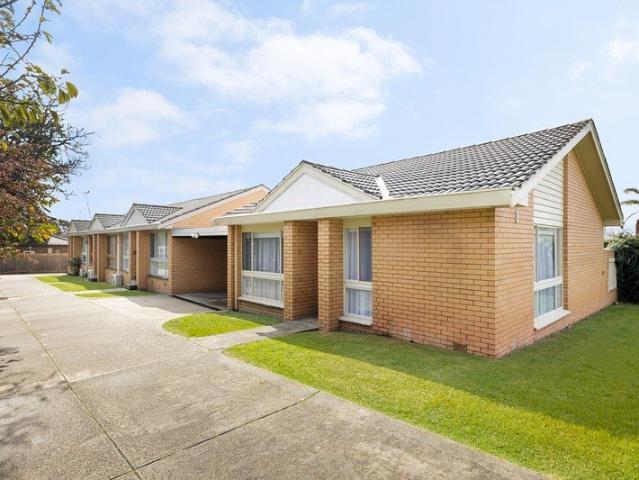 Neat & Modern 2 Bedroom Unit in Prime Location