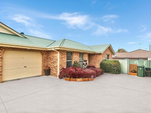 EXCELLENT LOW MAINTENANCE INVESTMENT Only Minutes from Bathurst's CBD
