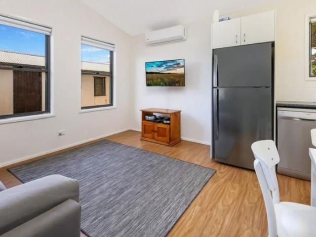 Neat & Modern Granny Flat Ideal Location, Great Features
