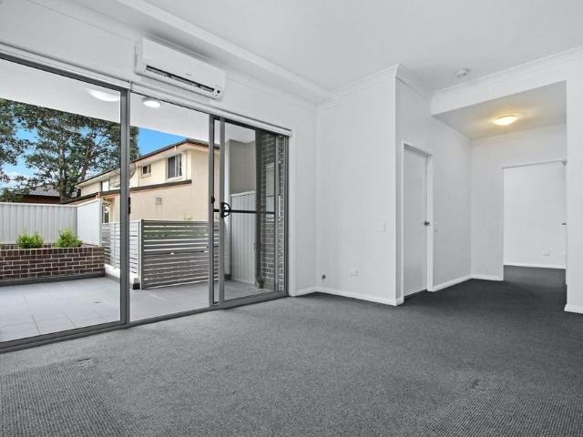 Neat One Bedroom Apartment in Ideal Location