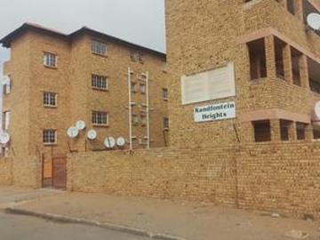 Apartment for sale in Aureus - Parking