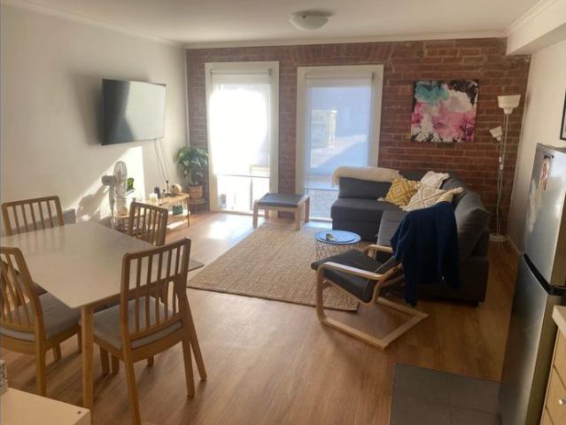 Neat one bedroom furnished apartment in ideal location