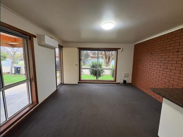 Neat One Bedroom Unit!