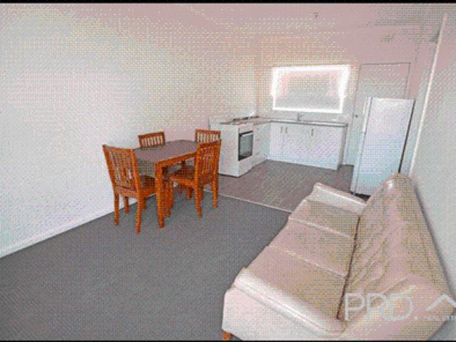 NEAT ONE BEDROOM UNIT