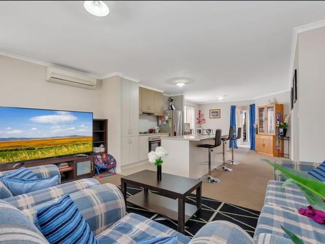NEAT AND TIDY AND SUPERBLY SITUATED!
