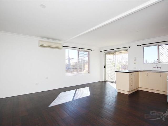 Neat and Tidy Apartment Close to the Water