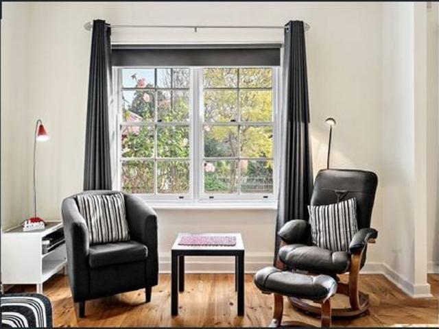Neat and Tidy Homette in a great location