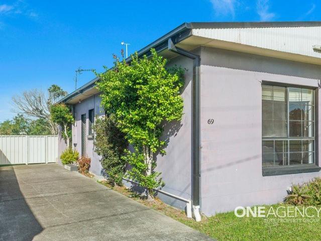 NEAT AND TIDY LIVING IN A CENTRAL WARILLA LOCATION