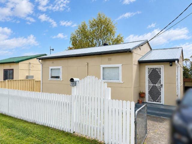 Neat And Tidy Two Bedroom Home