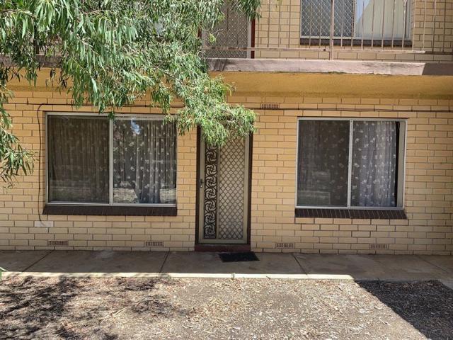 Neat and Tidy Two Bedroom Unit