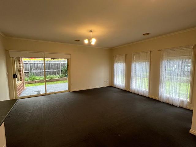 NEAT AND TIDY TWO BEDROOM UNIT IN GREAT BELMONT LOCATION